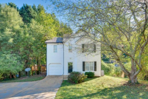 about 4 Mi to Marietta Square Georgia Family Home
